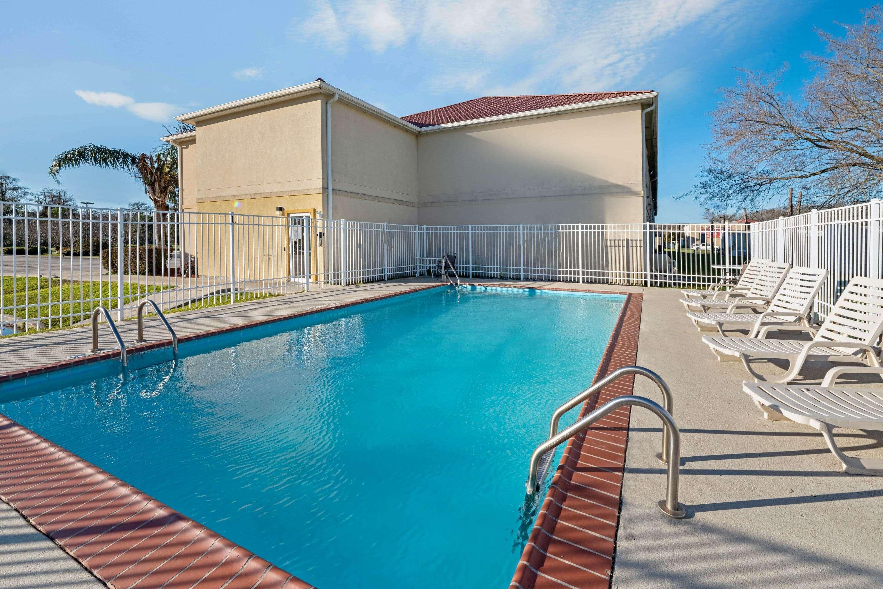 Hotel La Quinta By Wyndham Morgan 3*