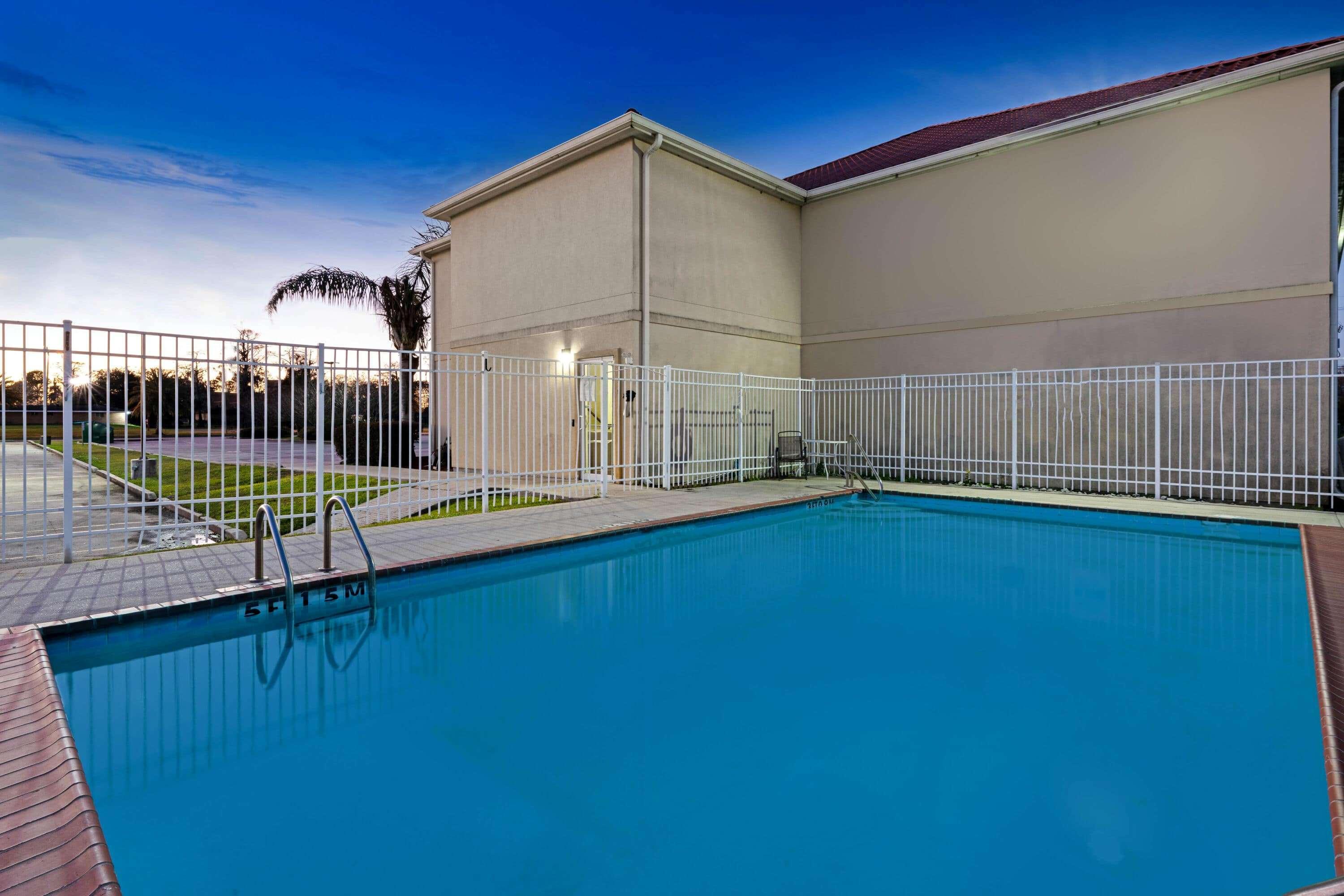 La Quinta By Wyndham Morgan