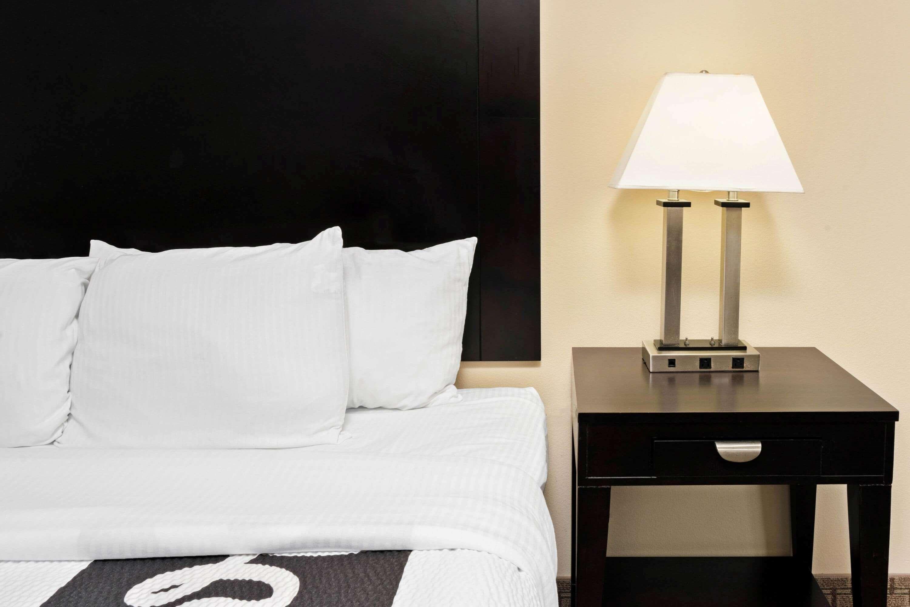 La Quinta By Wyndham Morgan Hotel 3*