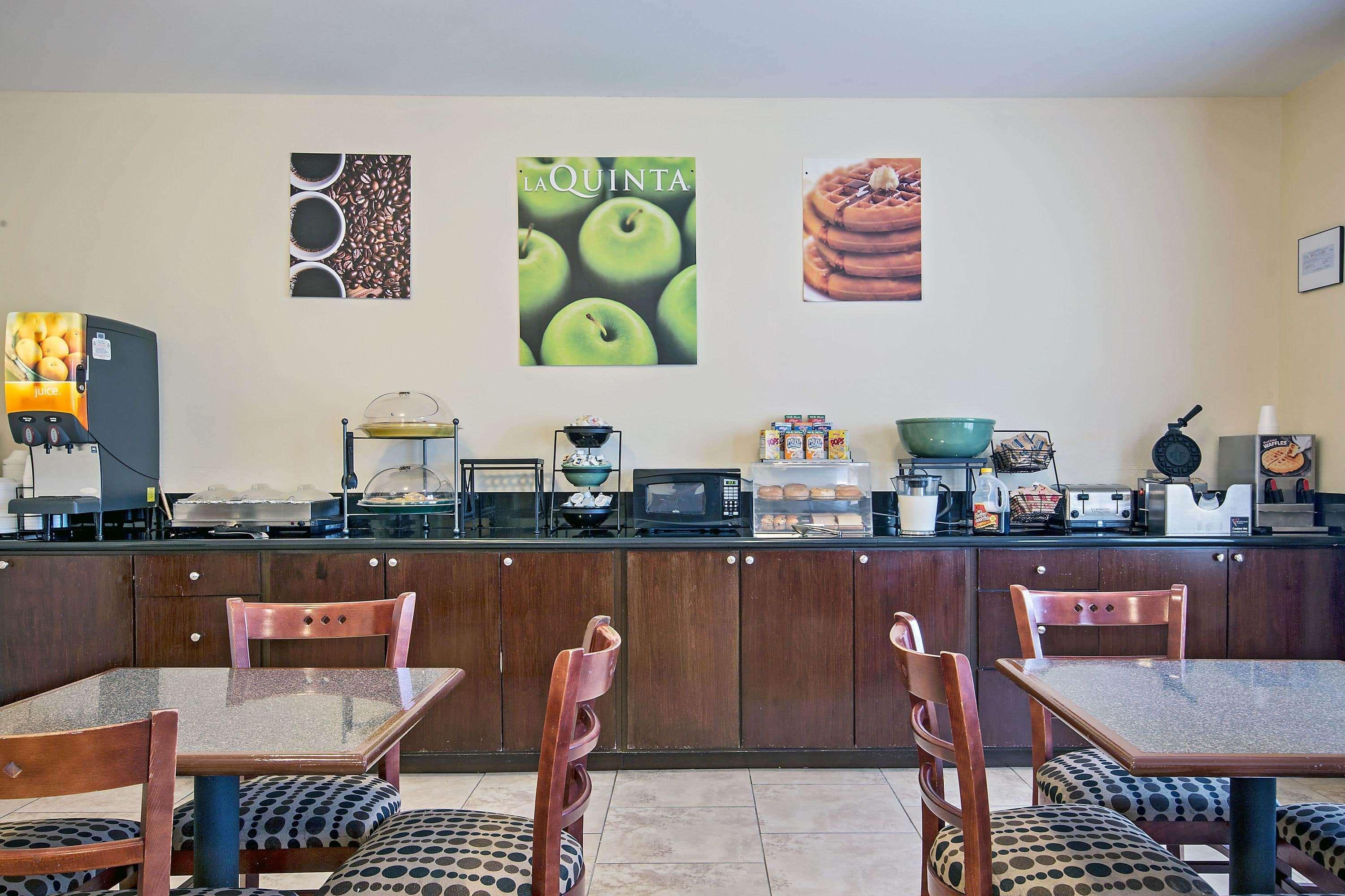 Hotel La Quinta By Wyndham Morgan 3*